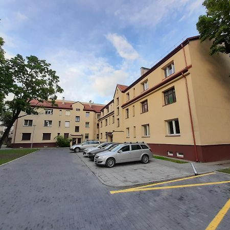 Cosy Park Apartment, Free Parking, Self-Check-In クライペダ エクステリア 写真